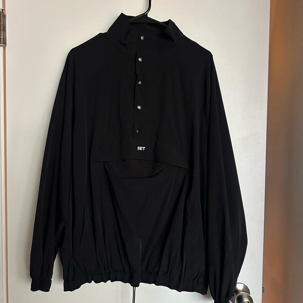 Set Active Windbreaker